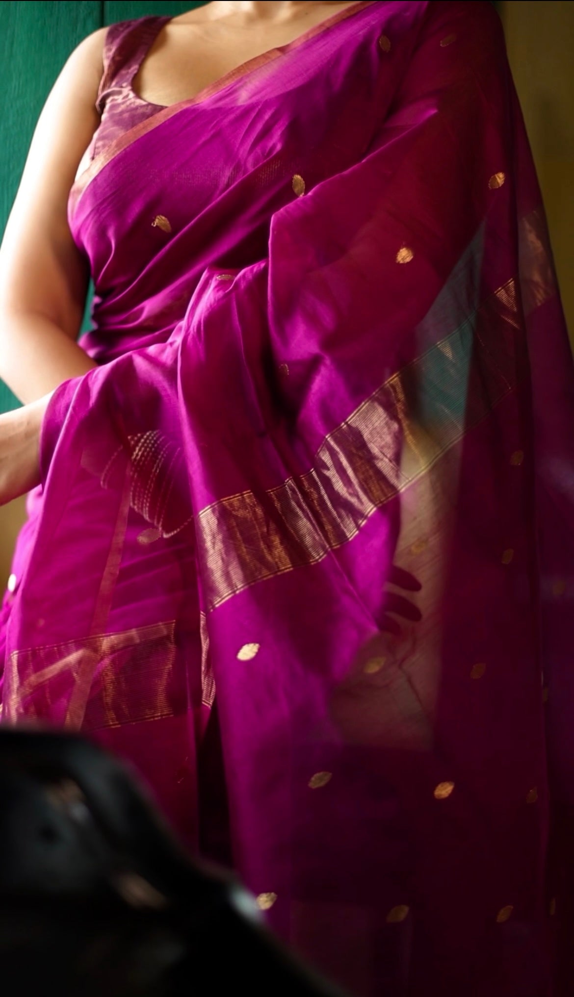 Violet maheshwari saree with zari bootis and zari lines