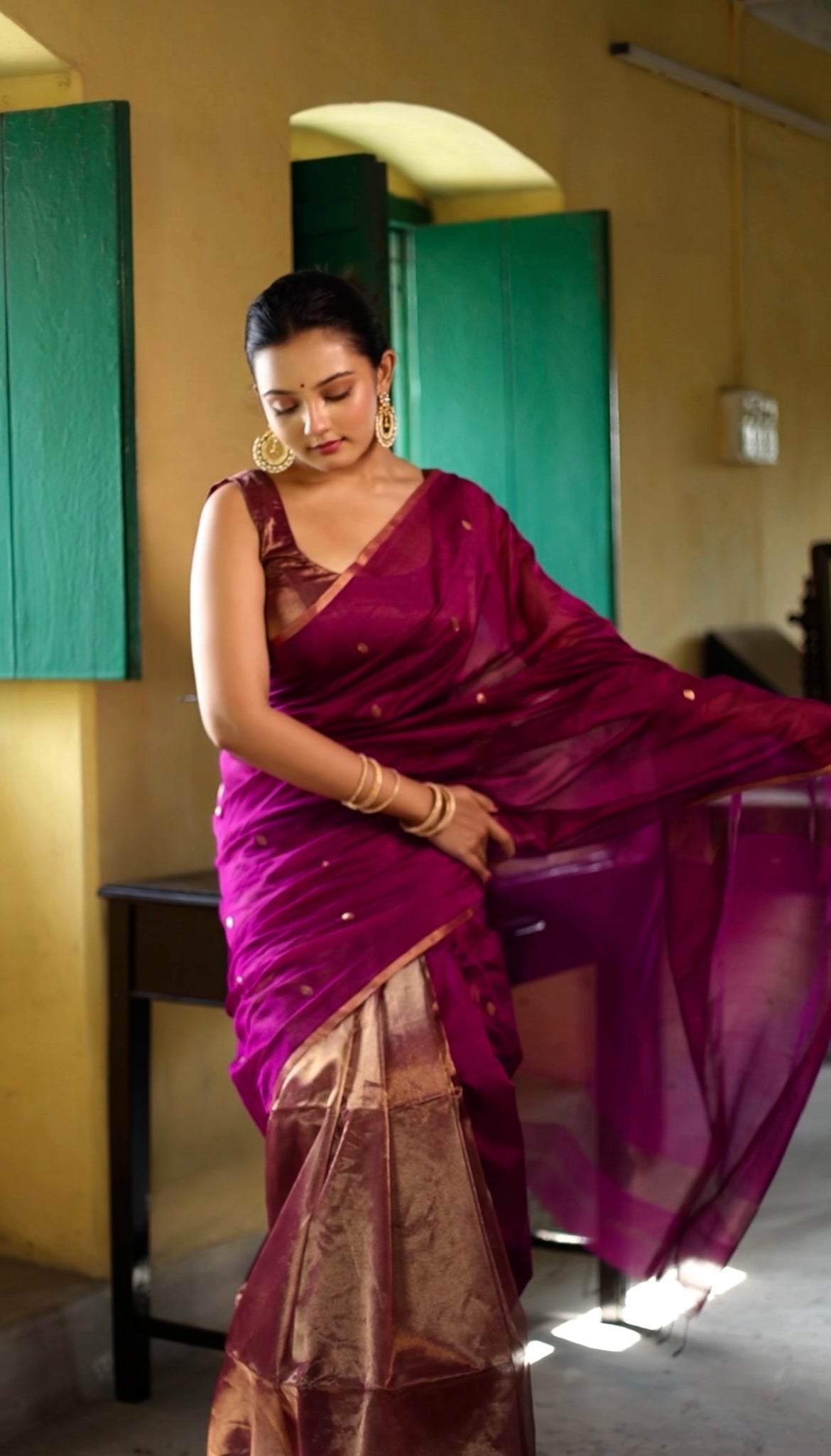 Violet maheshwari saree with zari bootis and zari lines