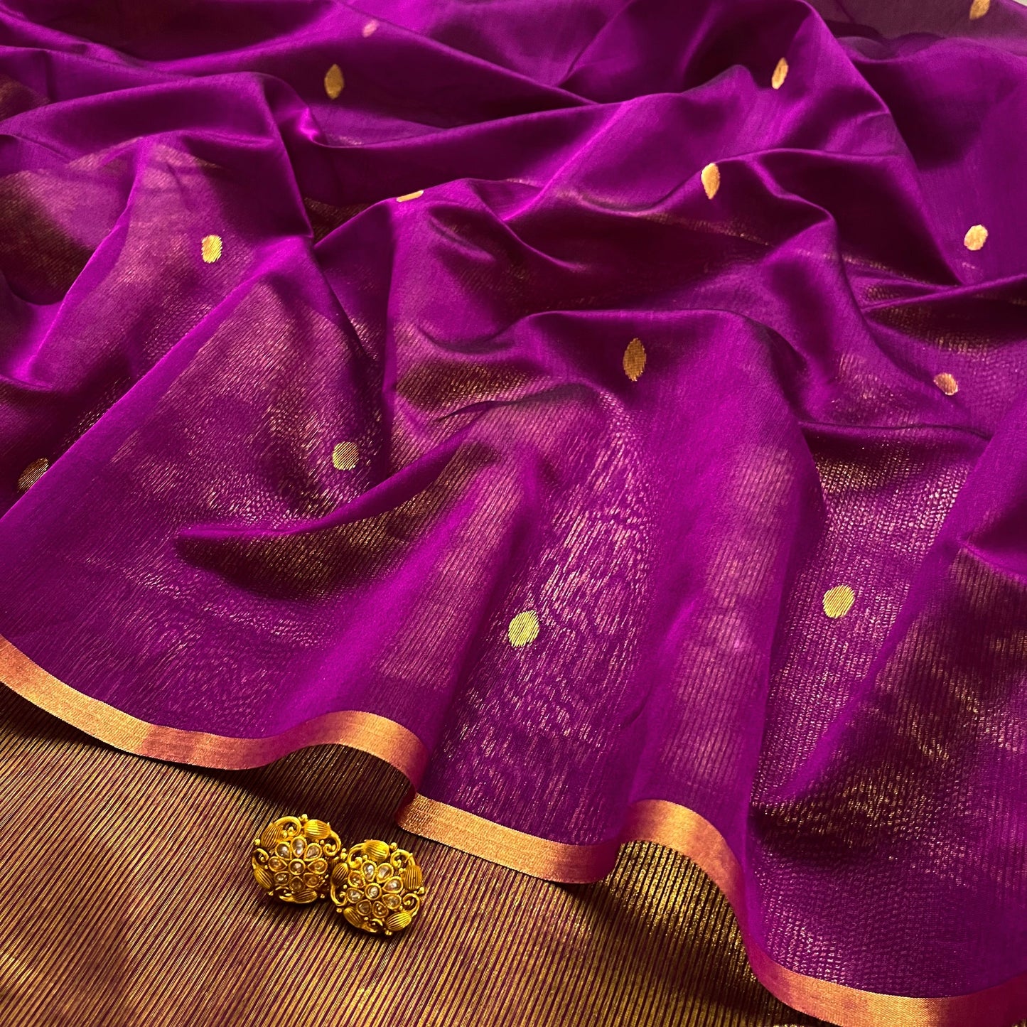 Violet maheshwari saree with zari bootis and zari lines