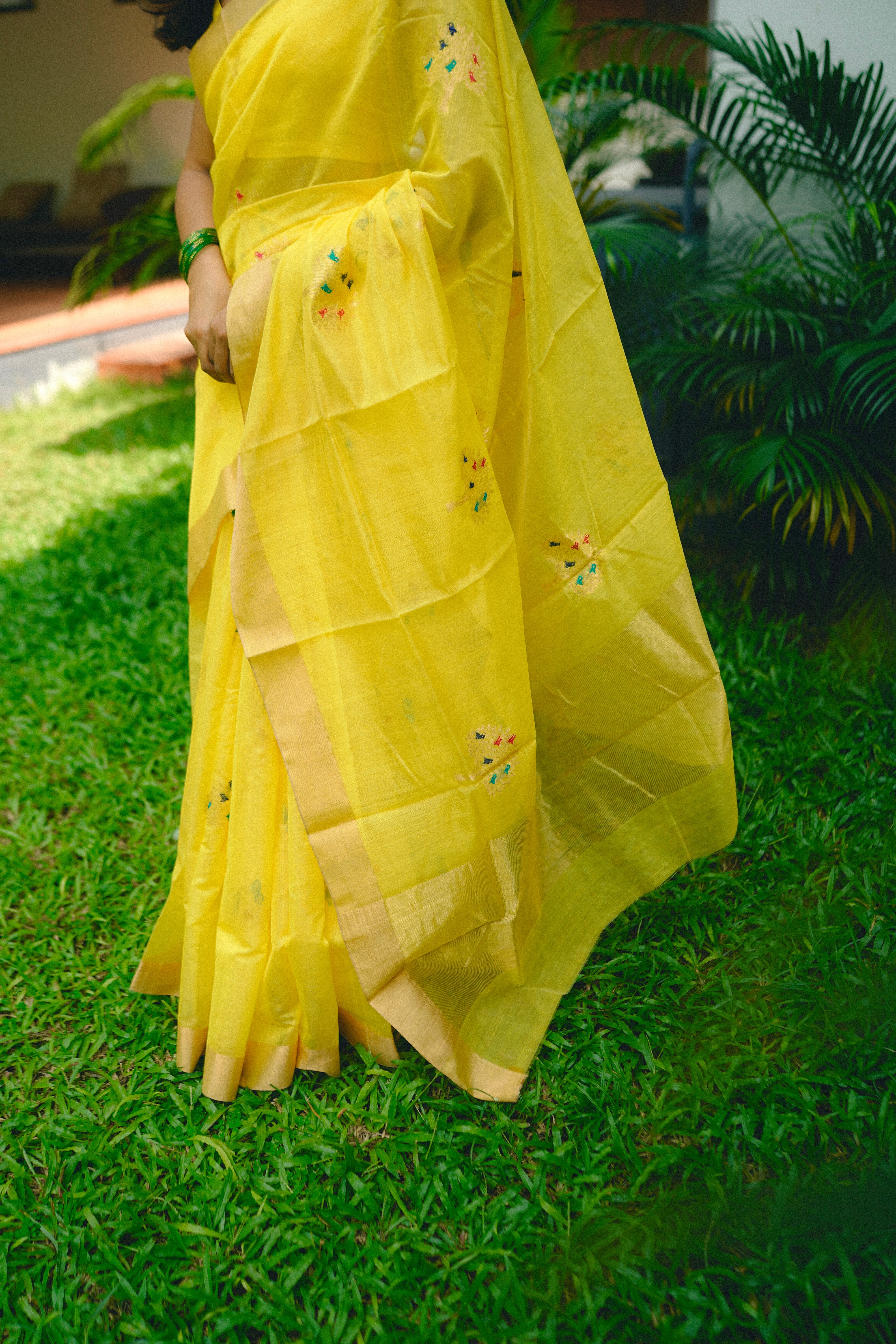 Bumblebee Yellow Handwoven Chanderi Silk Saree With Red Mashru Border – Diva