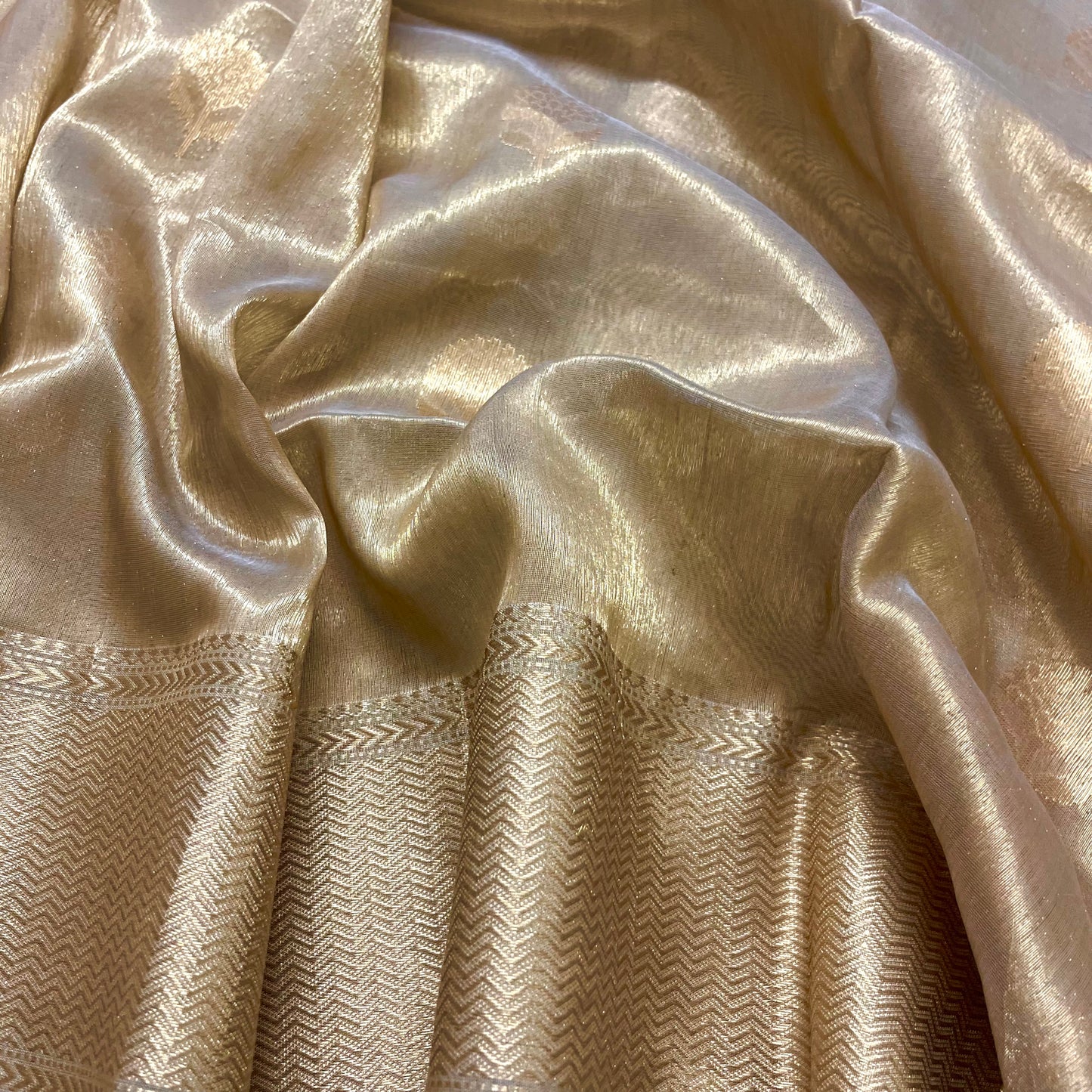 Hazelnut gold maheshwari tissue silk saree with flower motifs all over