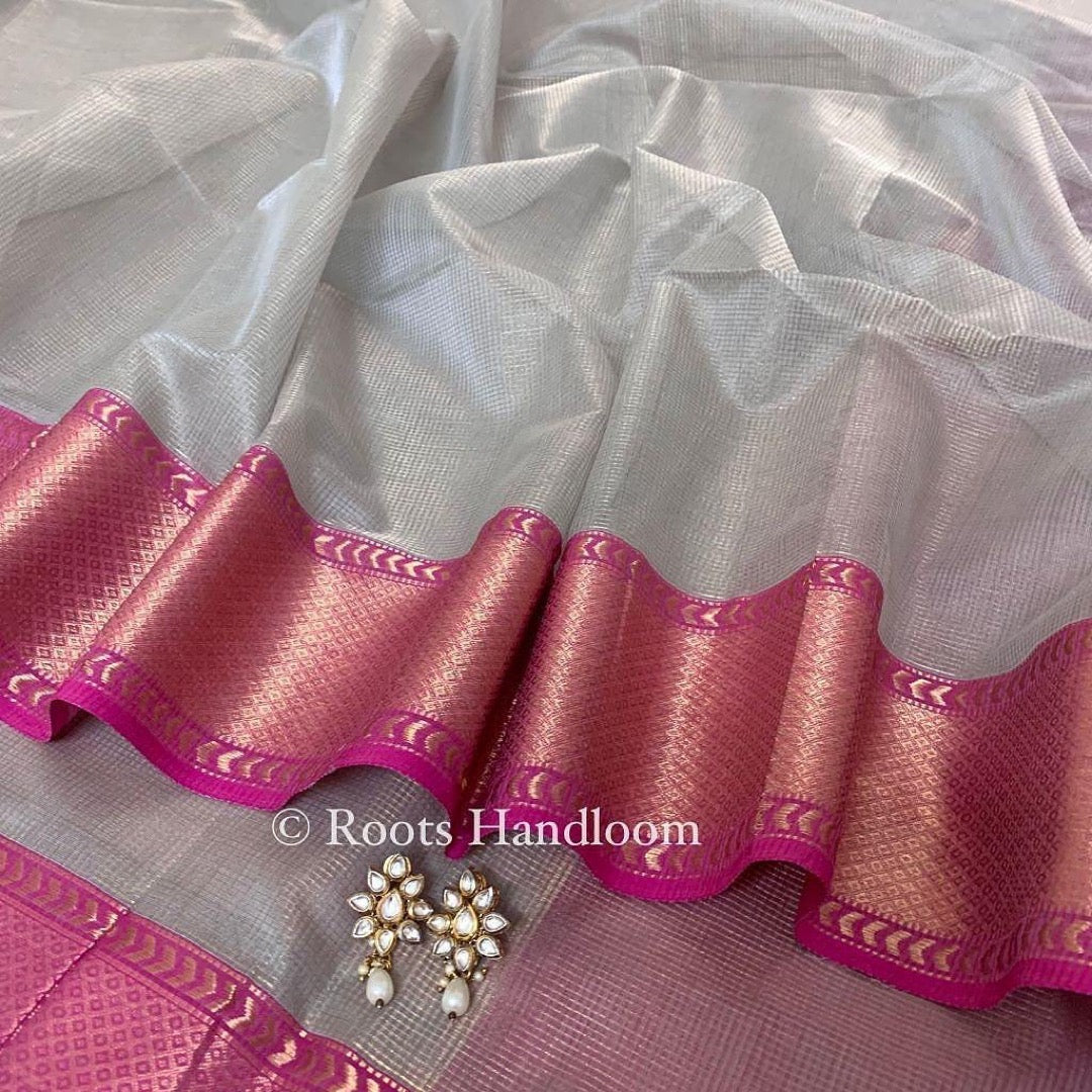 Grey & pink maheshwari saree with zari lines all over