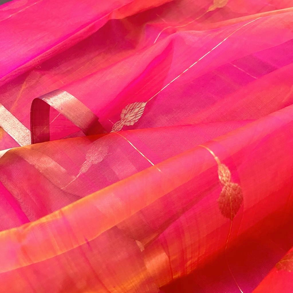 Coral pink dual tone Chanderi organza silk saree with jhumka motifs all over