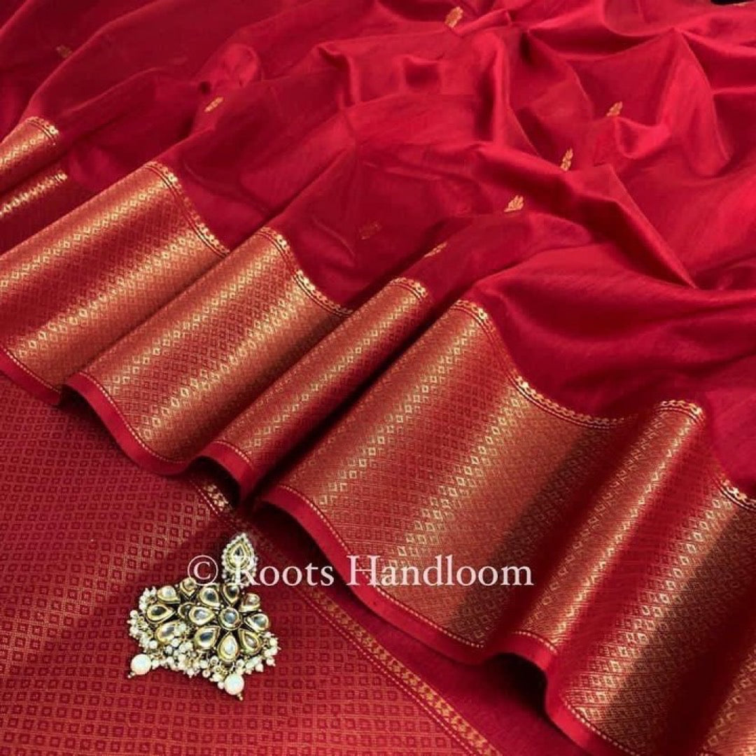 Red Maheshwari Saree with Flower Bootis all over