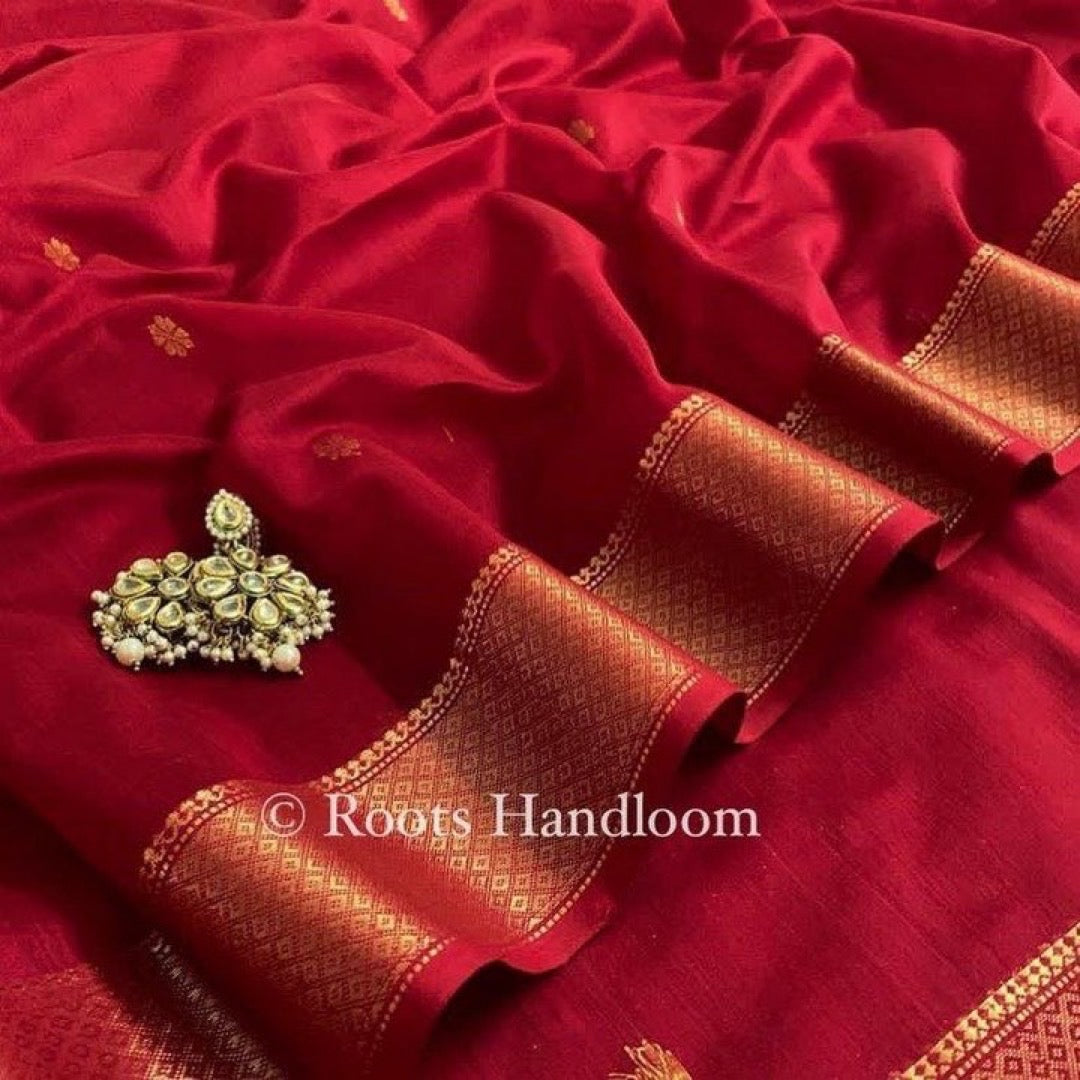 Red Maheshwari Saree with Flower Bootis all over