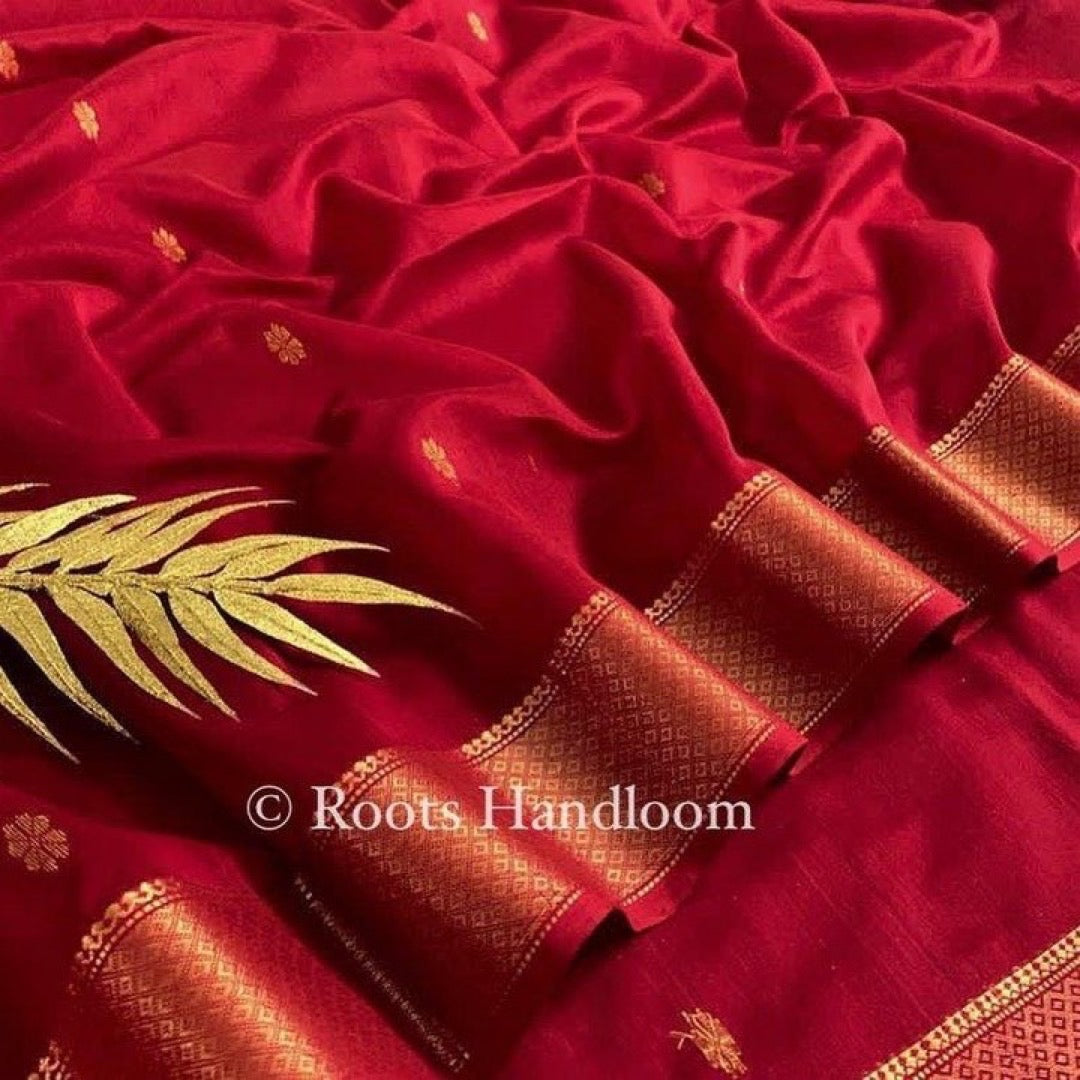 Red Maheshwari Saree with Flower Bootis all over