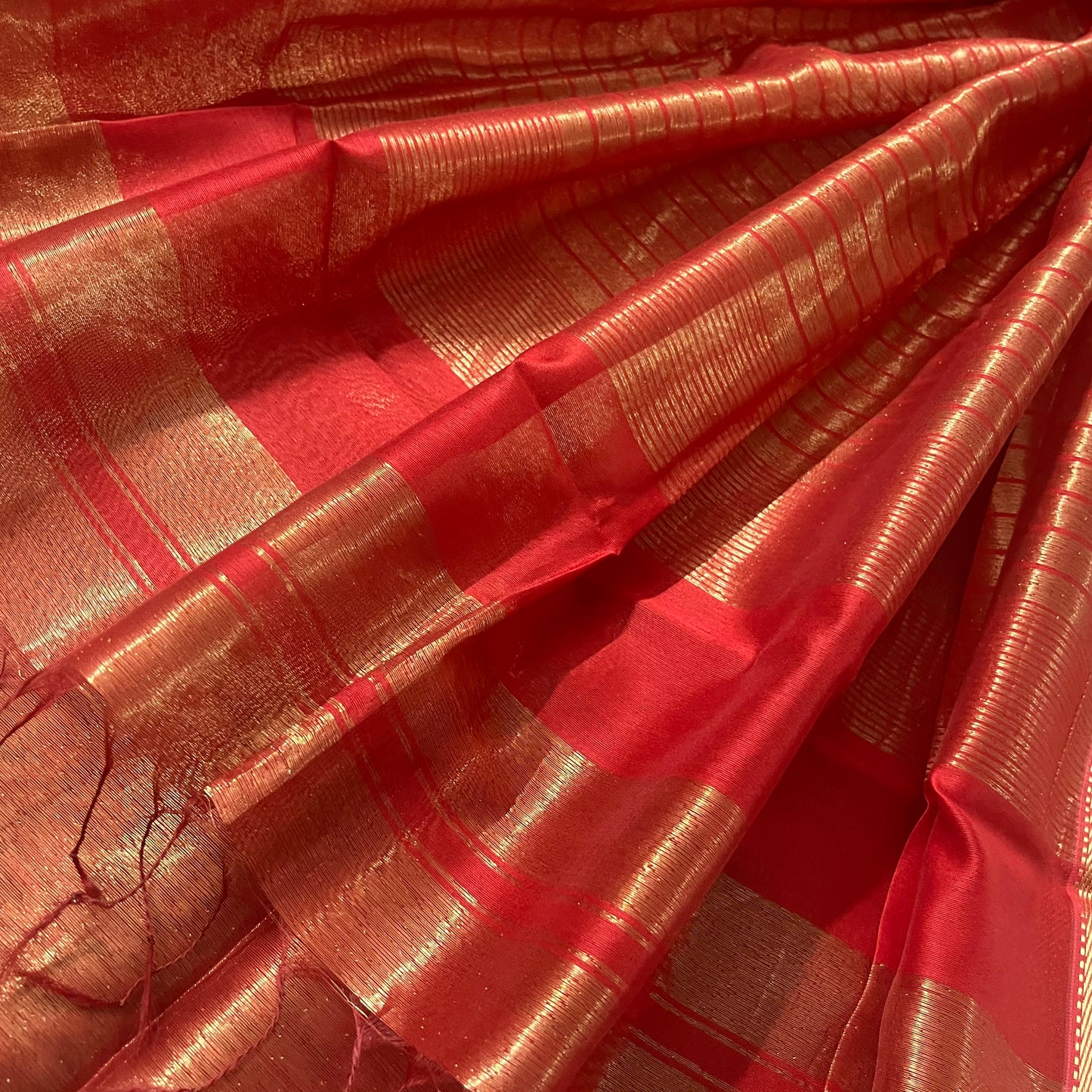 Red maheshwari tissue silk saree with zari pattern on pallu