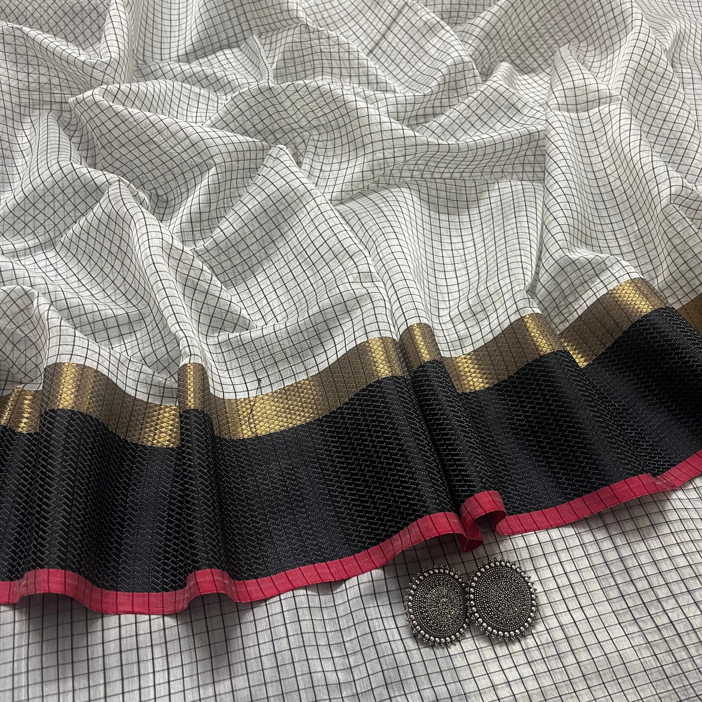 White and black checkered maheshwari with resham border