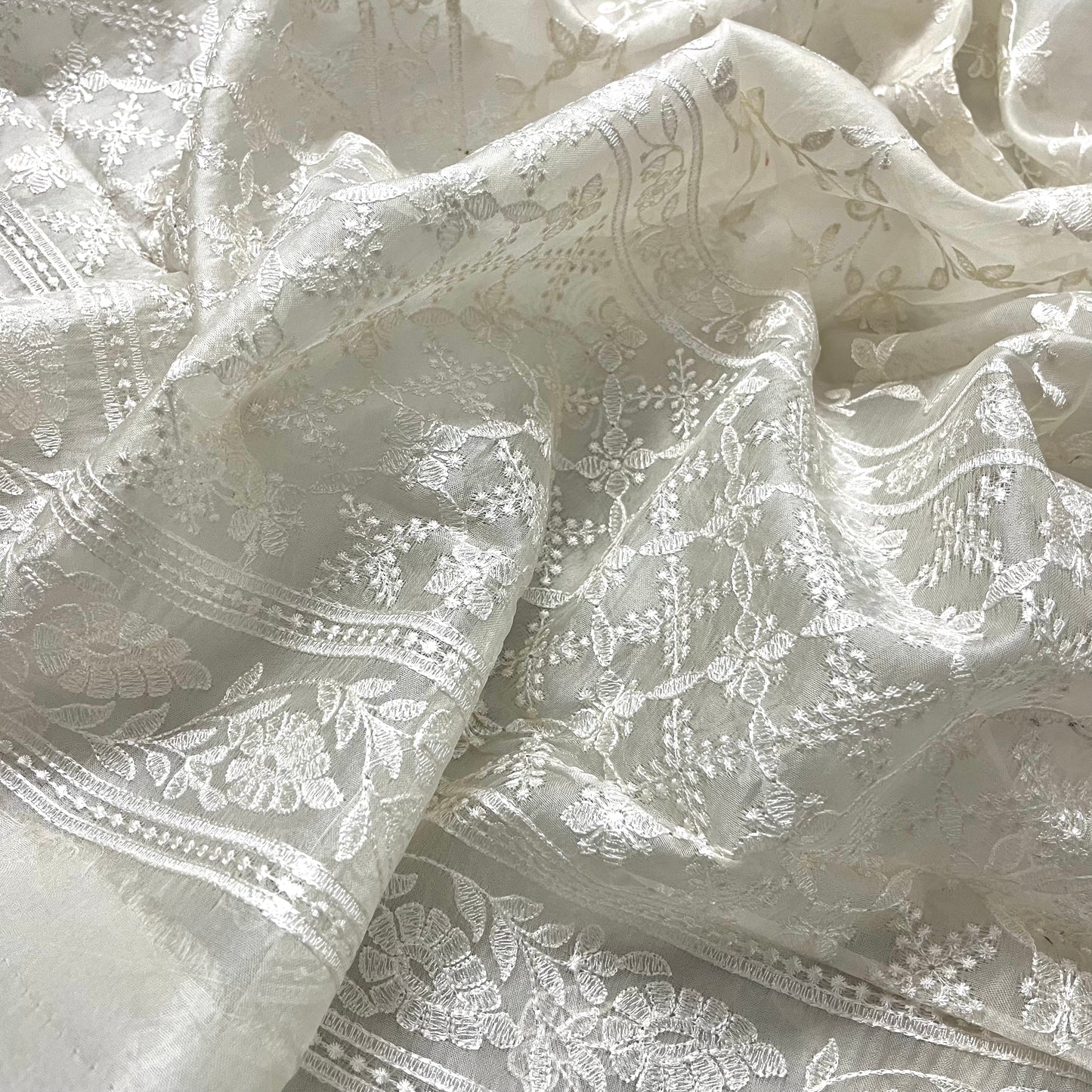 White banarasi organza silk saree with threadwork all over