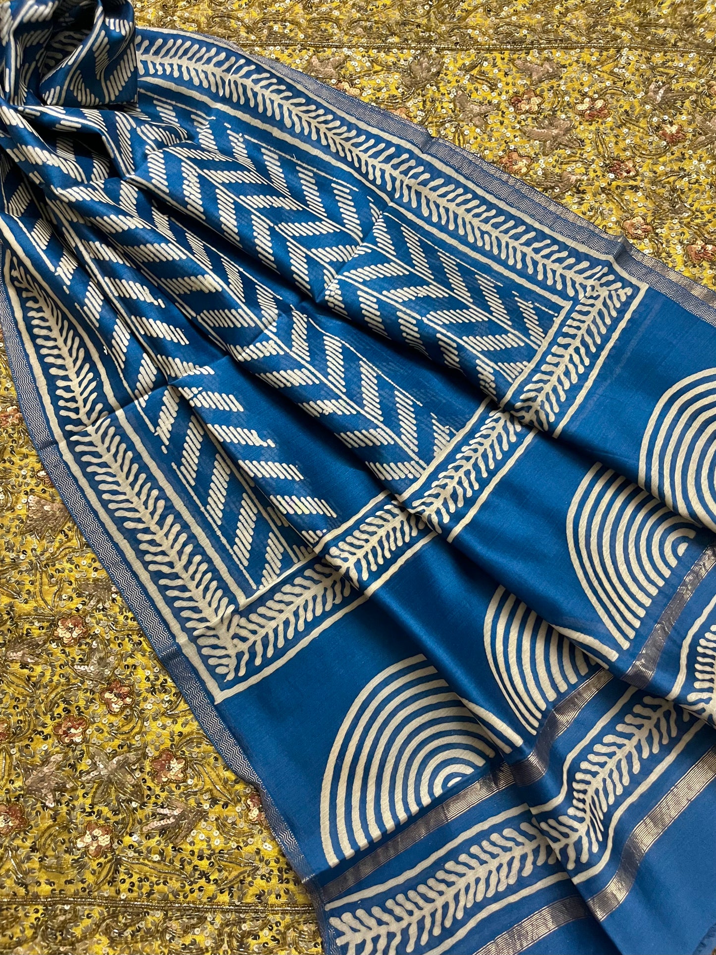 Indigo maheshwari block print dupatta