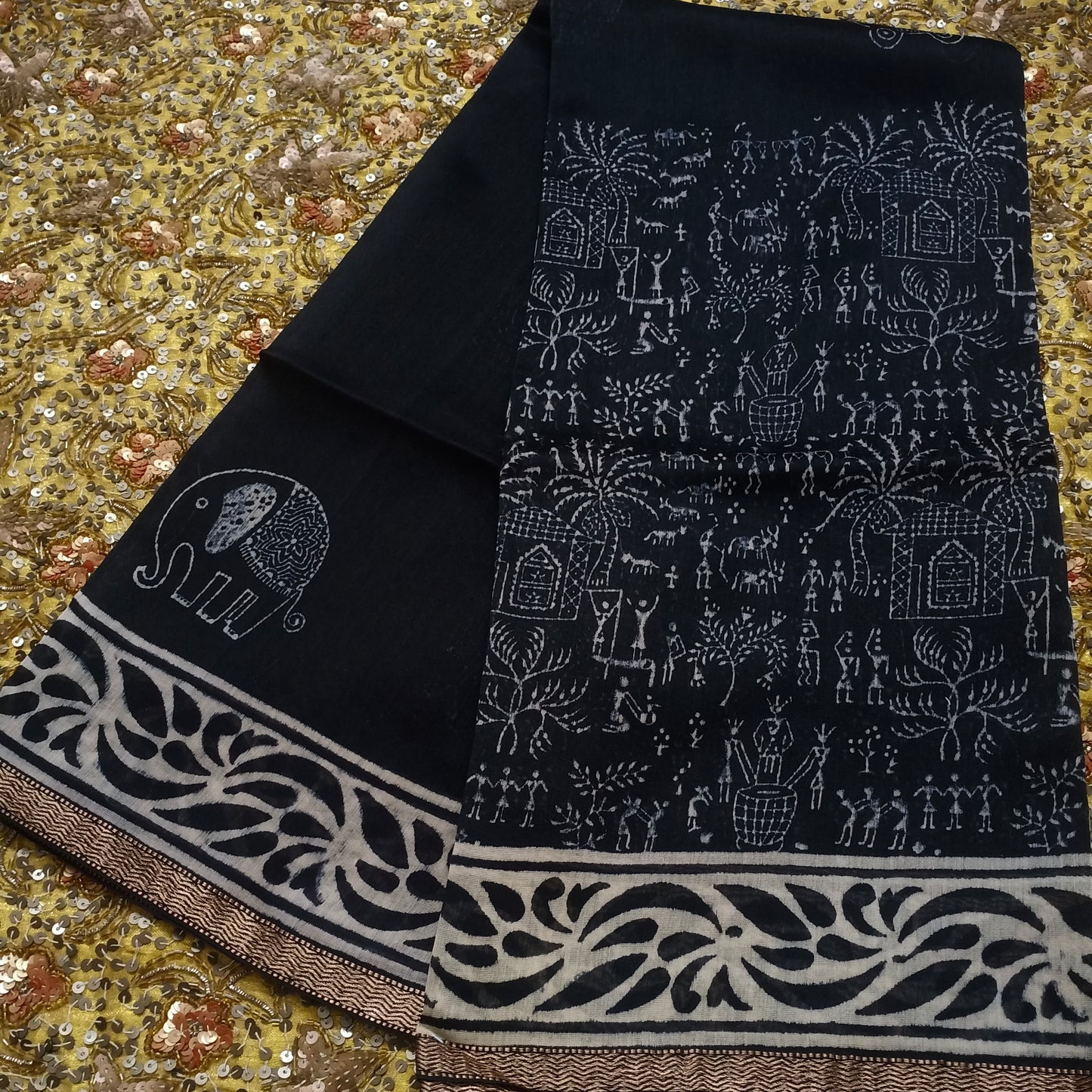 Black maheshwari dupatta with block print all over