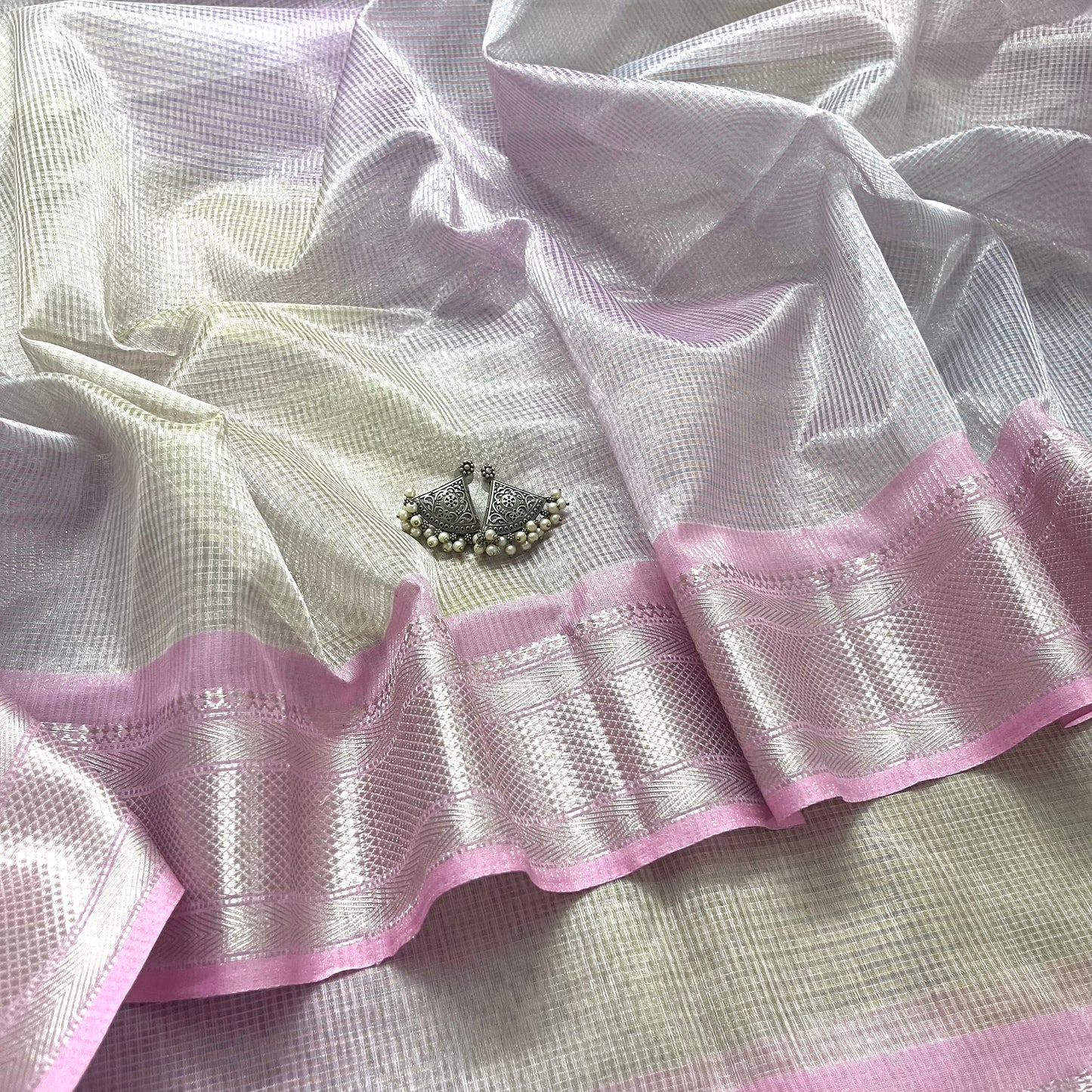 Pink and grey shaded maheshwari saree with zari lines all over