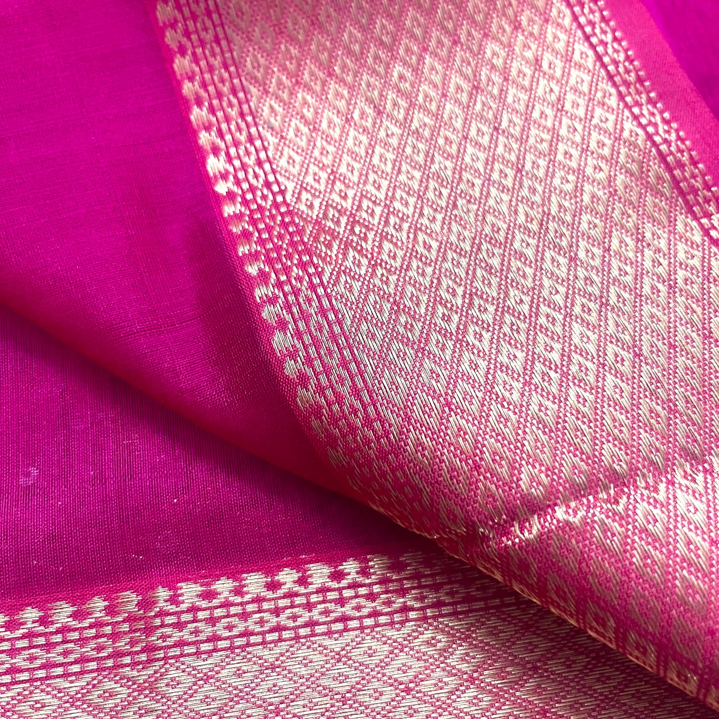 Pink maheshwari saree with zari bootis all over