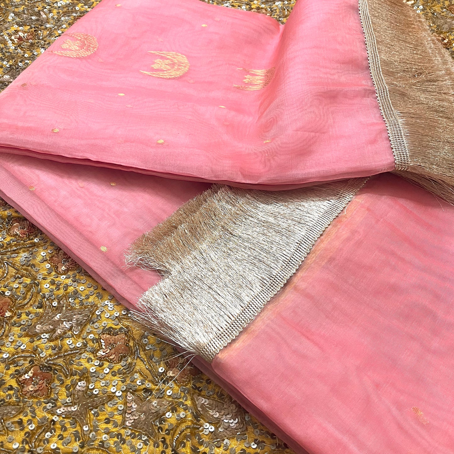 Pink chanderi silk saree with zari bootis and chaand bootis all over