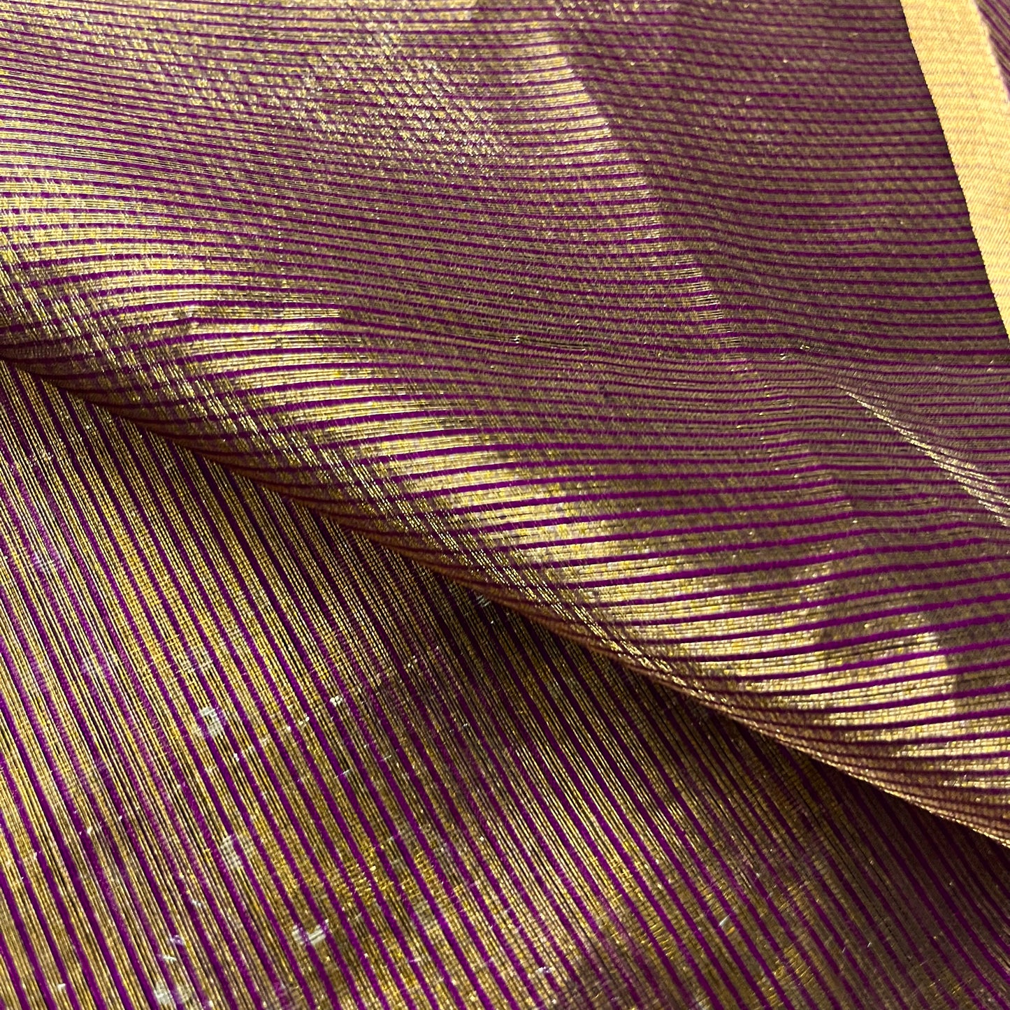 Violet maheshwari saree with zari bootis and zari lines