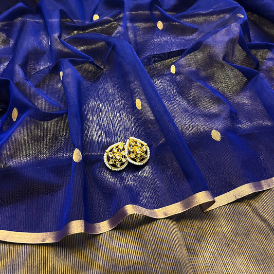 Dark blue maheshwari saree with zari bootis and zari lines