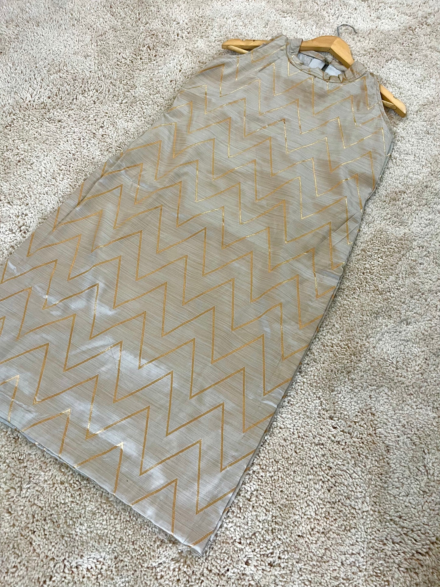 Grey gold banarasi silk kurta with zari pattern all over