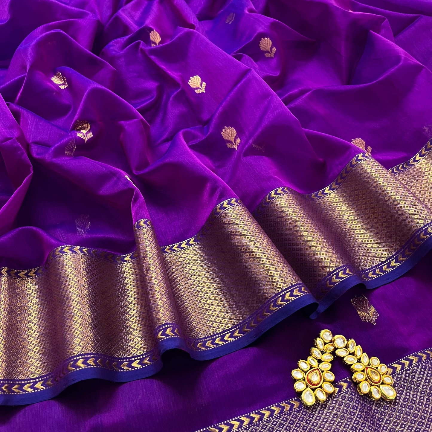 Violet dual tone maheshwari saree with flower motifs all over